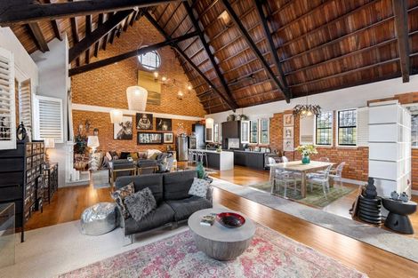 Photo of property in 95a Calliope Road, Stanley Point, Auckland, 0624