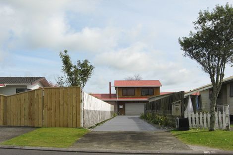 Photo of property in 24 Nikau Street, Inglewood, 4330