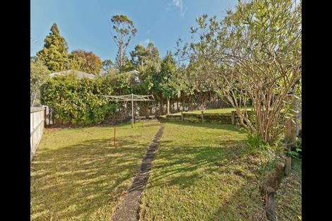 Photo of property in 1/28 Sequoia Place, Sunnynook, Auckland, 0620