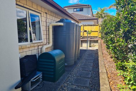 Photo of property in 18 Laurel Oak Drive, Schnapper Rock, Auckland, 0632