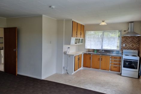Photo of property in 3/58 View Road, Henderson, Auckland, 0612