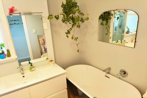 Photo of property in 27 Galt Street, Hawera, 4610