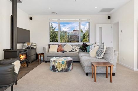 Photo of property in 2 Nokomai Street, Wanaka, 9305