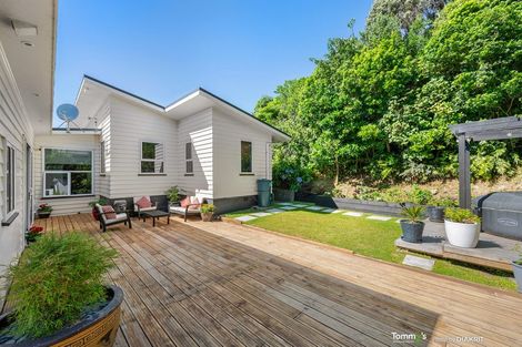 Photo of property in 100b Homebush Road, Khandallah, Wellington, 6035