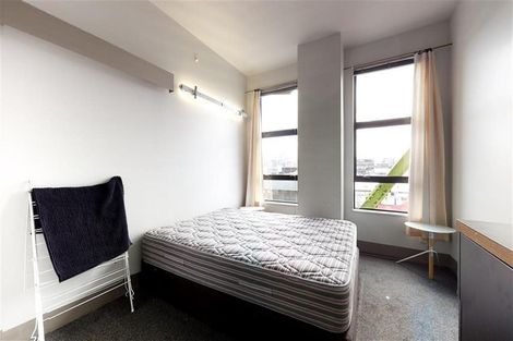 Photo of property in Urbane Apartments, 14/29 Webb Street, Mount Cook, Wellington, 6011