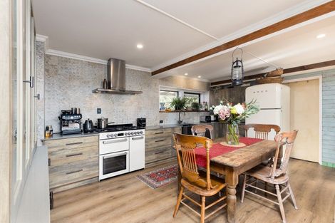 Photo of property in 31 Timaru Road, Waimate, 7924