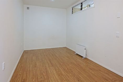 Photo of property in 40 Glamorgan Drive, Torbay, Auckland, 0630