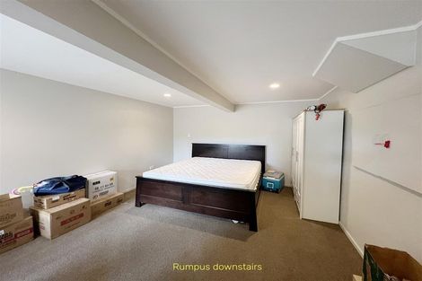 Photo of property in 10 Salamanca Road, Sunnynook, Auckland, 0620