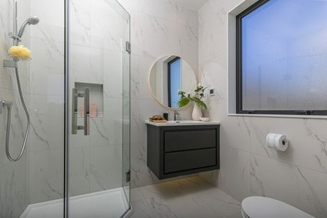 Photo of property in 4 Kina Place, Long Bay, Auckland, 0630