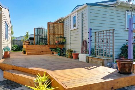 Photo of property in 38 Bridge Street, Edgecumbe, 3120