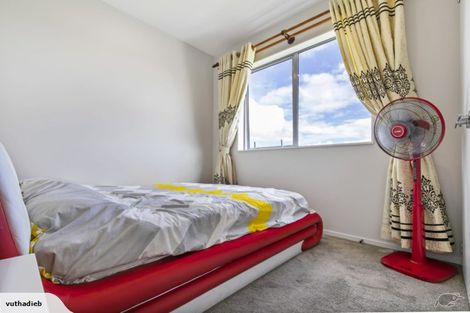 Photo of property in 20 Kingfisher Road, Silverdale, 0932