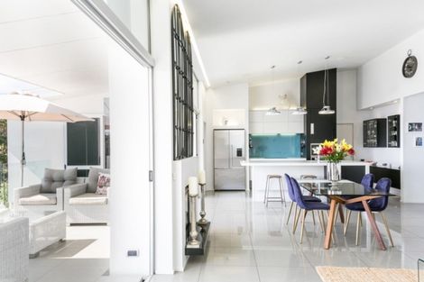 Photo of property in 54a Simla Terrace, Hospital Hill, Napier, 4110