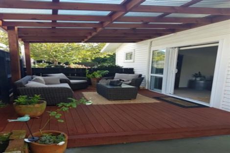 Photo of property in 23 Awanui Street, Merrilands, New Plymouth, 4312