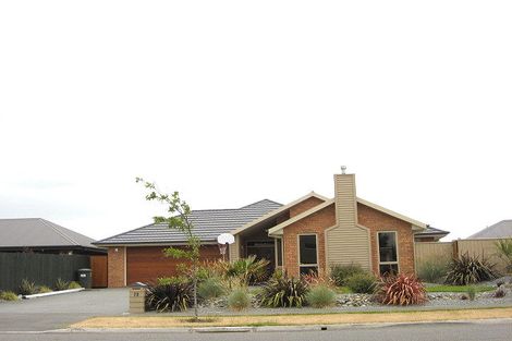 Photo of property in 72 Rothesay Road, Parklands, Christchurch, 8083