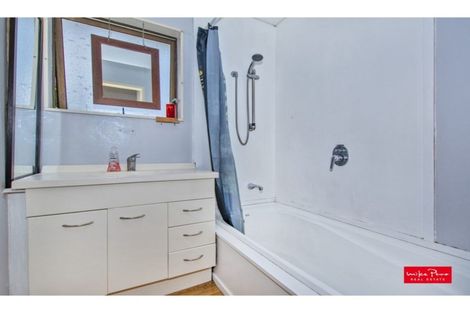 Photo of property in 10 Jordan Street, Hikurangi, 0114