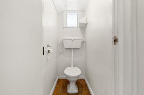 Photo of property in 146 Seabrook Avenue, New Lynn, Auckland, 0600