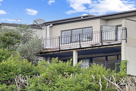 Photo of property in 5/12 Schnapper Rock Road, Schnapper Rock, Auckland, 0632