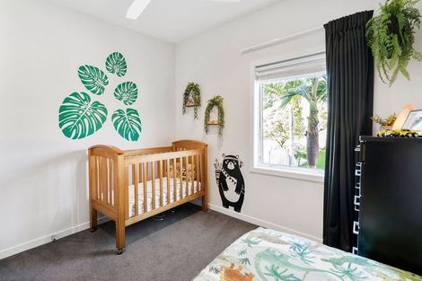 Photo of property in 265a Vipond Road, Stanmore Bay, Whangaparaoa, 0932