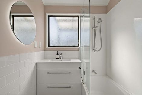 Photo of property in 7 Greenpark Way, Greerton, Tauranga, 3112