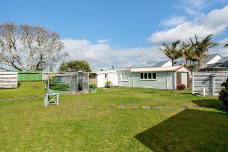 Photo of property in 33 Hawea Street, Mount Maunganui, 3116