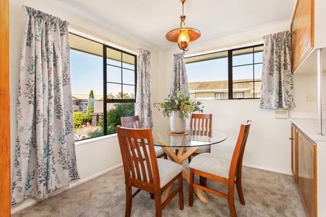 Photo of property in 11 Rolfe Place, Bishopdale, Christchurch, 8053