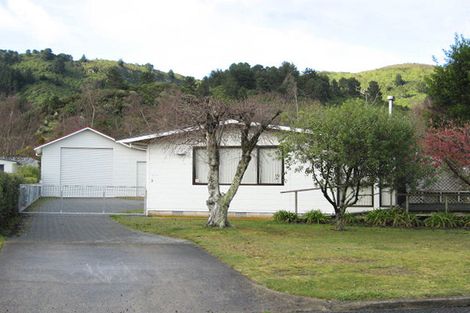 Photo of property in 9 Marina Terrace, Kinloch, Taupo, 3377