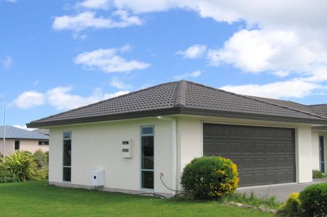 Photo of property in 1/2 Astelia Way, Waipahihi, Taupo, 3330