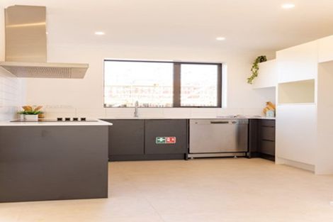 Photo of property in 12 Harlow Crescent, Glen Innes, Auckland, 1072