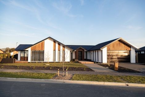 Photo of property in 15 Gisele Crescent, Halswell, Christchurch, 8025