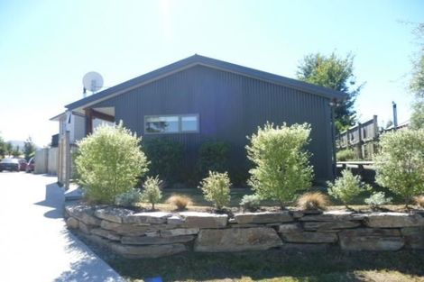 Photo of property in 12c Kuri Place, Wanaka, 9305