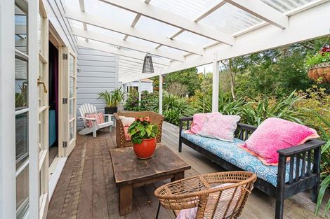 Photo of property in 37 Smalley Road, Glenbrook, Waiuku, 2681