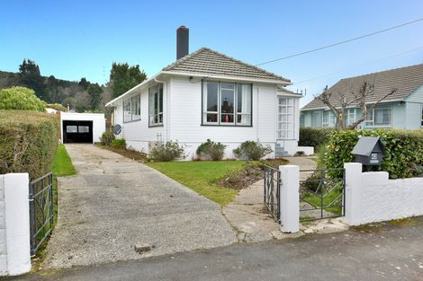 Photo of property in 42 Balmain Street, Halfway Bush, Dunedin, 9010