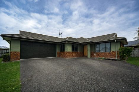 Photo of property in 41 Coleraine Drive, Rototuna, Hamilton, 3210