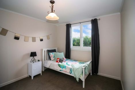 Photo of property in 421b Mangorei Road, Highlands Park, New Plymouth, 4312