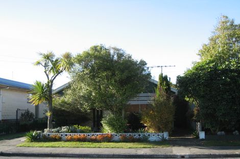 Photo of property in 110 Bower Avenue, New Brighton, Christchurch, 8083