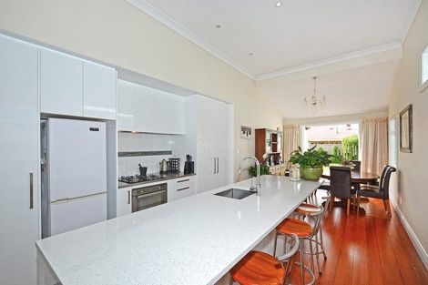 Photo of property in 6 Queen Street, Petone, Lower Hutt, 5012