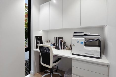 Photo of property in 18 Roa Road, Fendalton, Christchurch, 8041