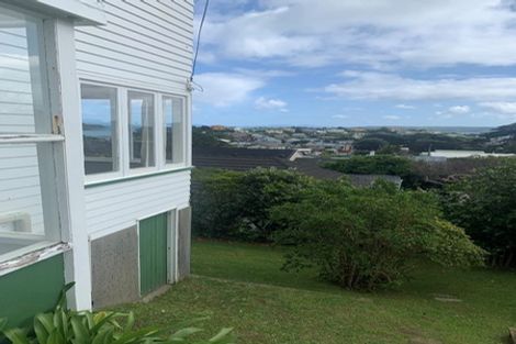 Photo of property in 15 Thornley Street, Titahi Bay, Porirua, 5022