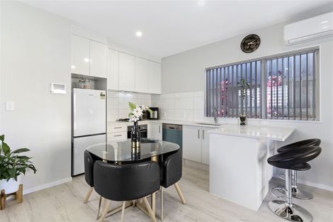 Photo of property in 27 Matakohe Road, Westgate, Auckland, 0814