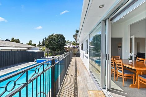 Photo of property in 17 Samuel Place, Queenwood, Hamilton, 3210