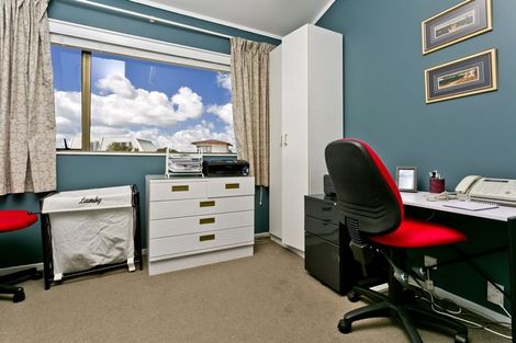 Photo of property in 1/2 Morice Place, Torbay, Auckland, 0630