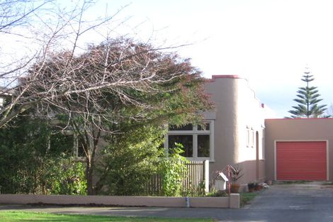 Photo of property in 42 Havill Street, Takaro, Palmerston North, 4410