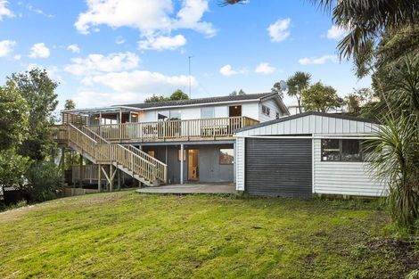 Photo of property in 2 Dunraven Place, Torbay, Auckland, 0630