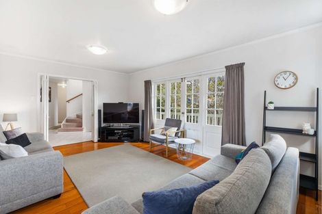 Photo of property in 83 Hendry Avenue, Hillsborough, Auckland, 1042
