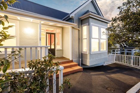 Photo of property in 4 Granville Terrace, Belleknowes, Dunedin, 9011