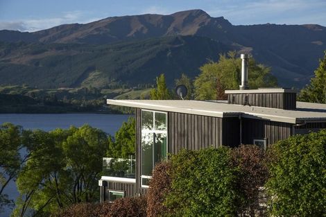 Photo of property in 43 Arrowtn-lke Hayes Road, Lake Hayes, Queenstown, 9371