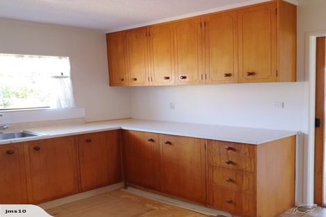 Photo of property in 2/87 Cook Street, Howick, Auckland, 2014