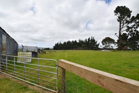 Photo of property in 83 Papatotara Road, Tuatapere, 9620