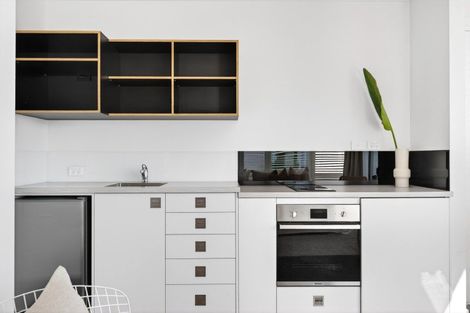 Photo of property in 40 Roslyn Road, Bluff Hill, Napier, 4110