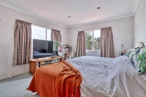 Photo of property in 10 Belvedere Court, West Harbour, Auckland, 0618